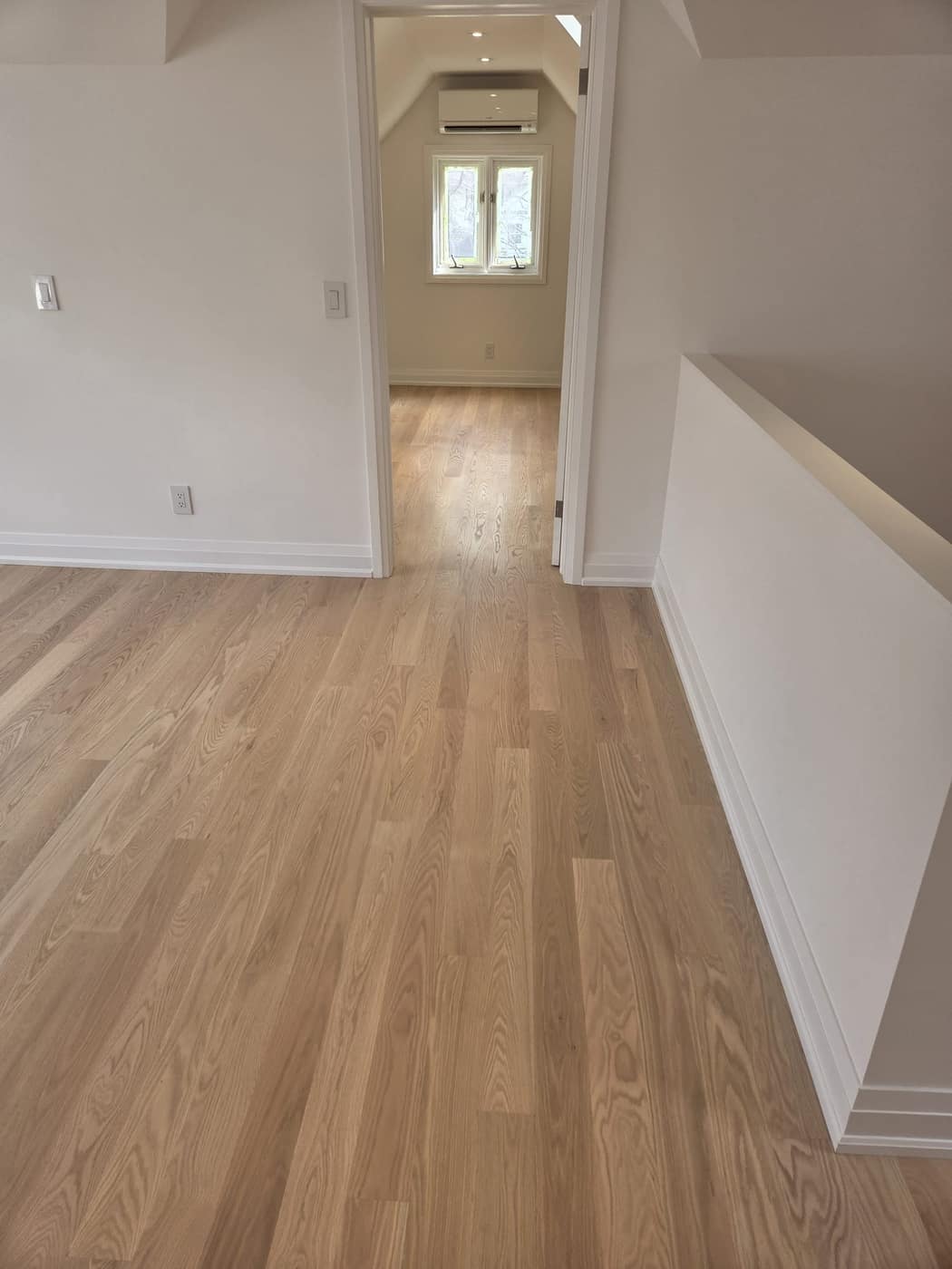 NailDown HardWood CustomHouse