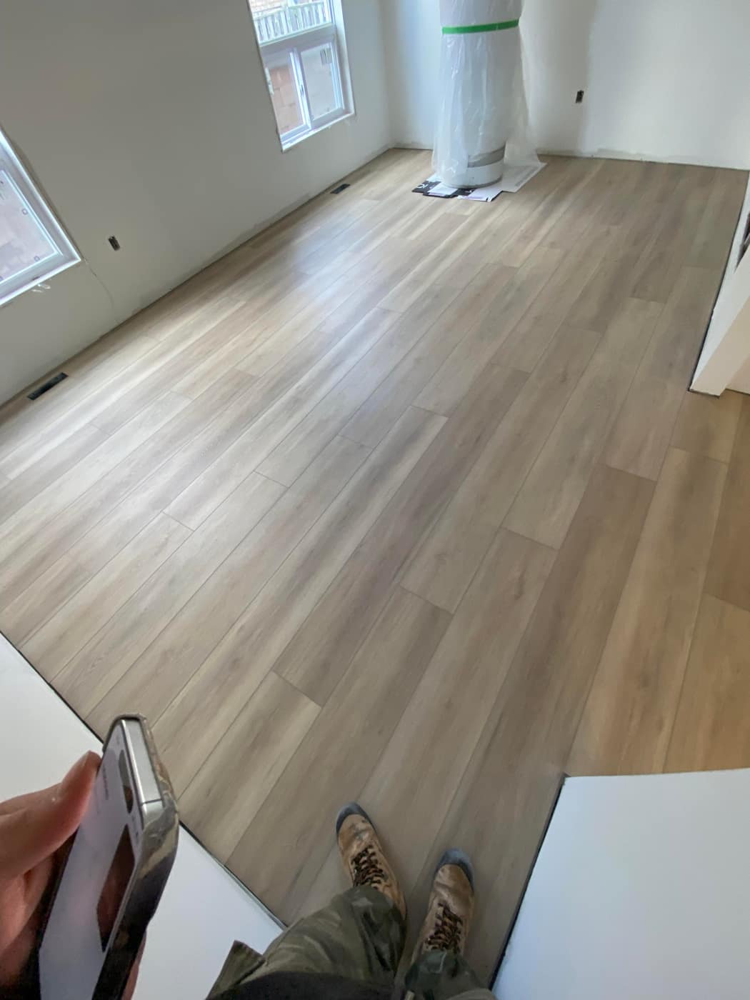 Vinyl / Laminate