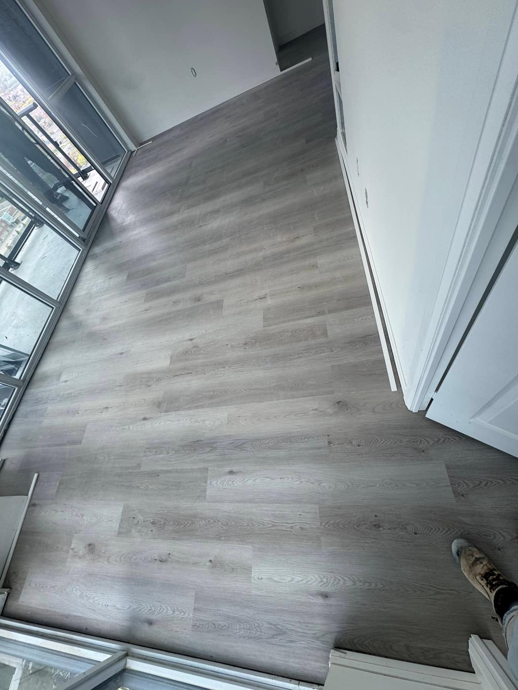 Vinyl / Laminate