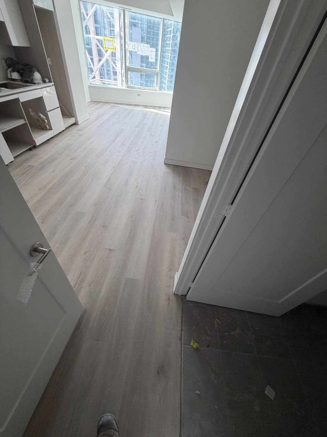 Vinyl / Laminate