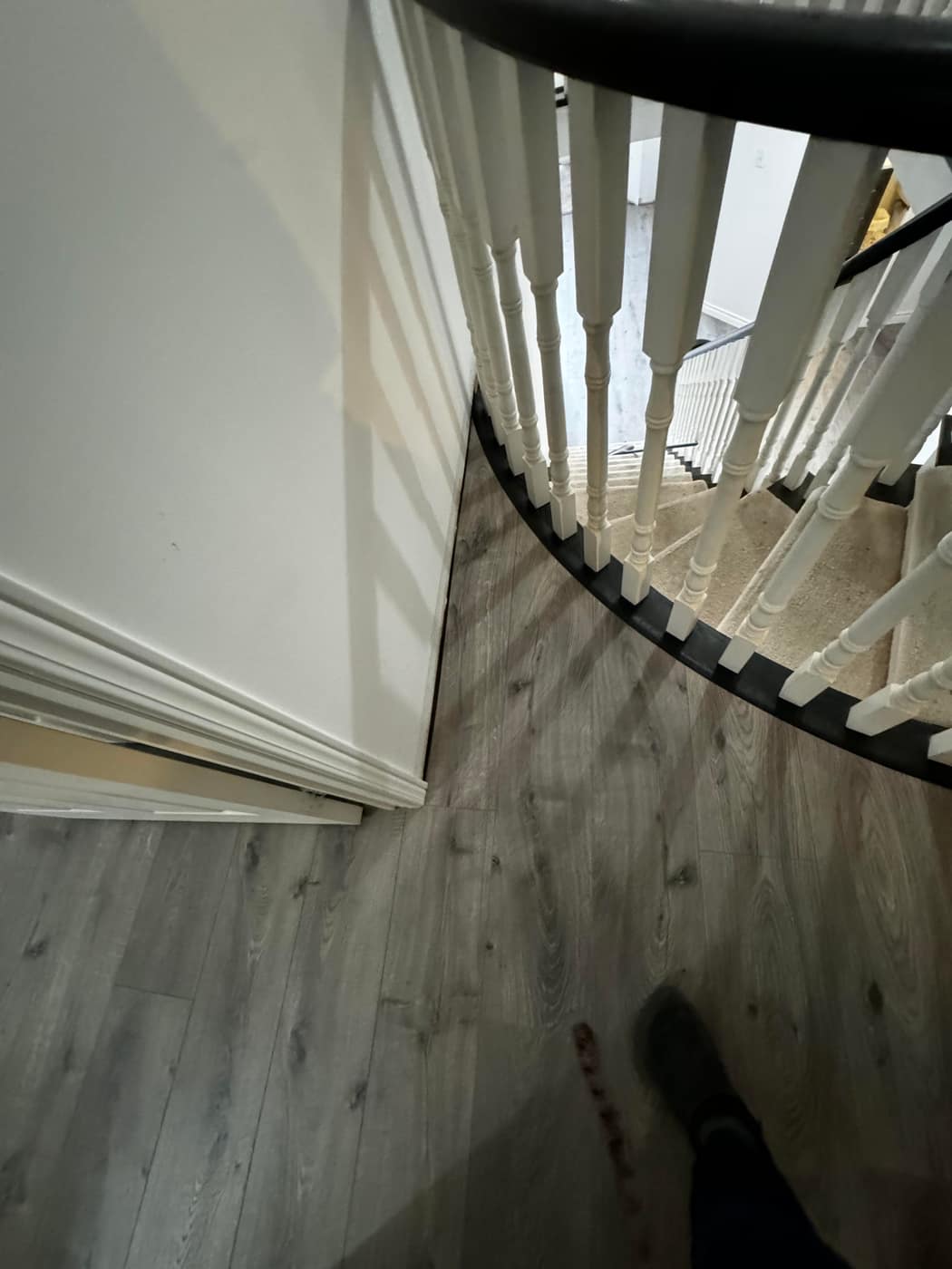 Vinyl / Laminate