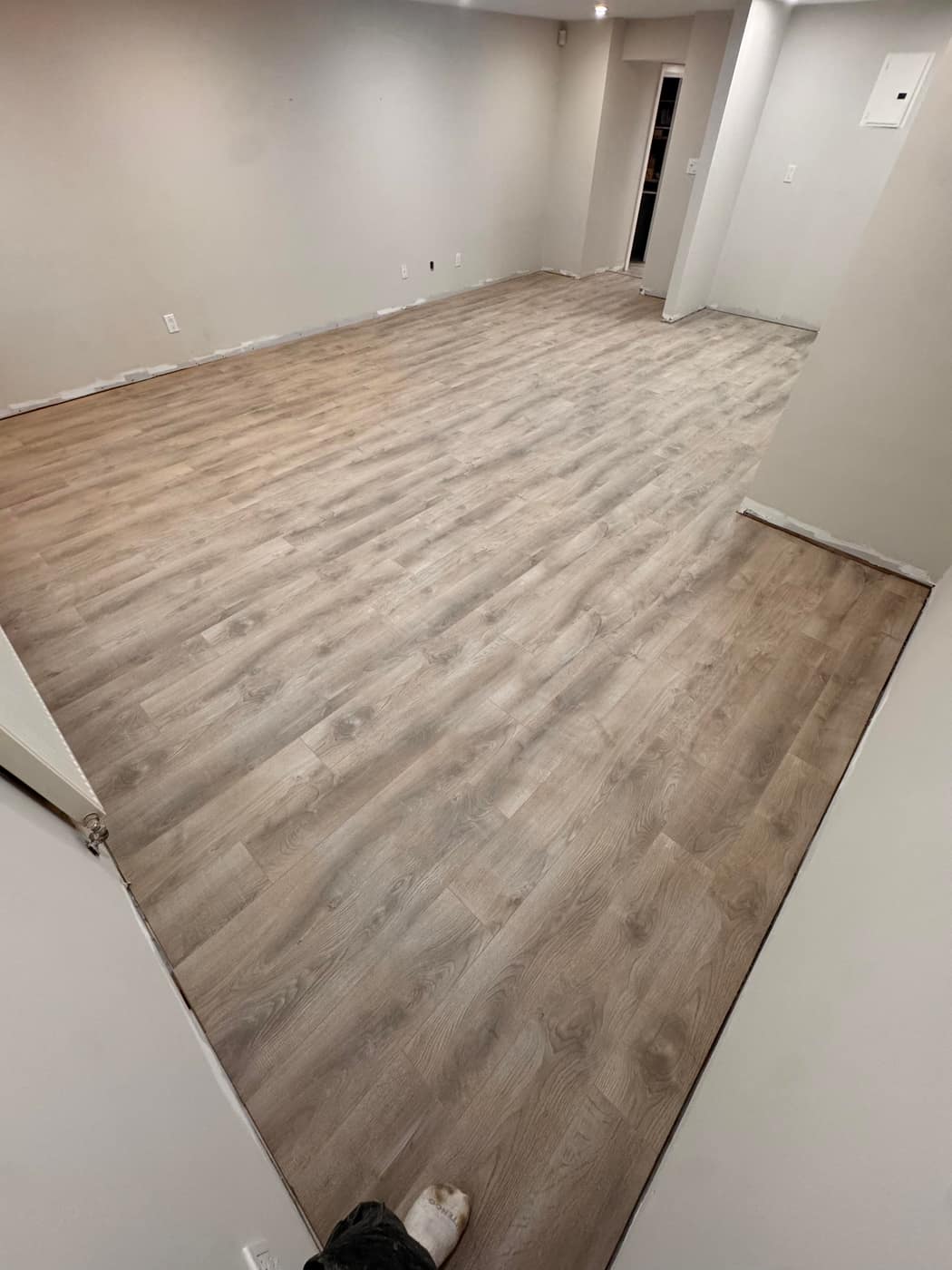 Vinyl / Laminate
