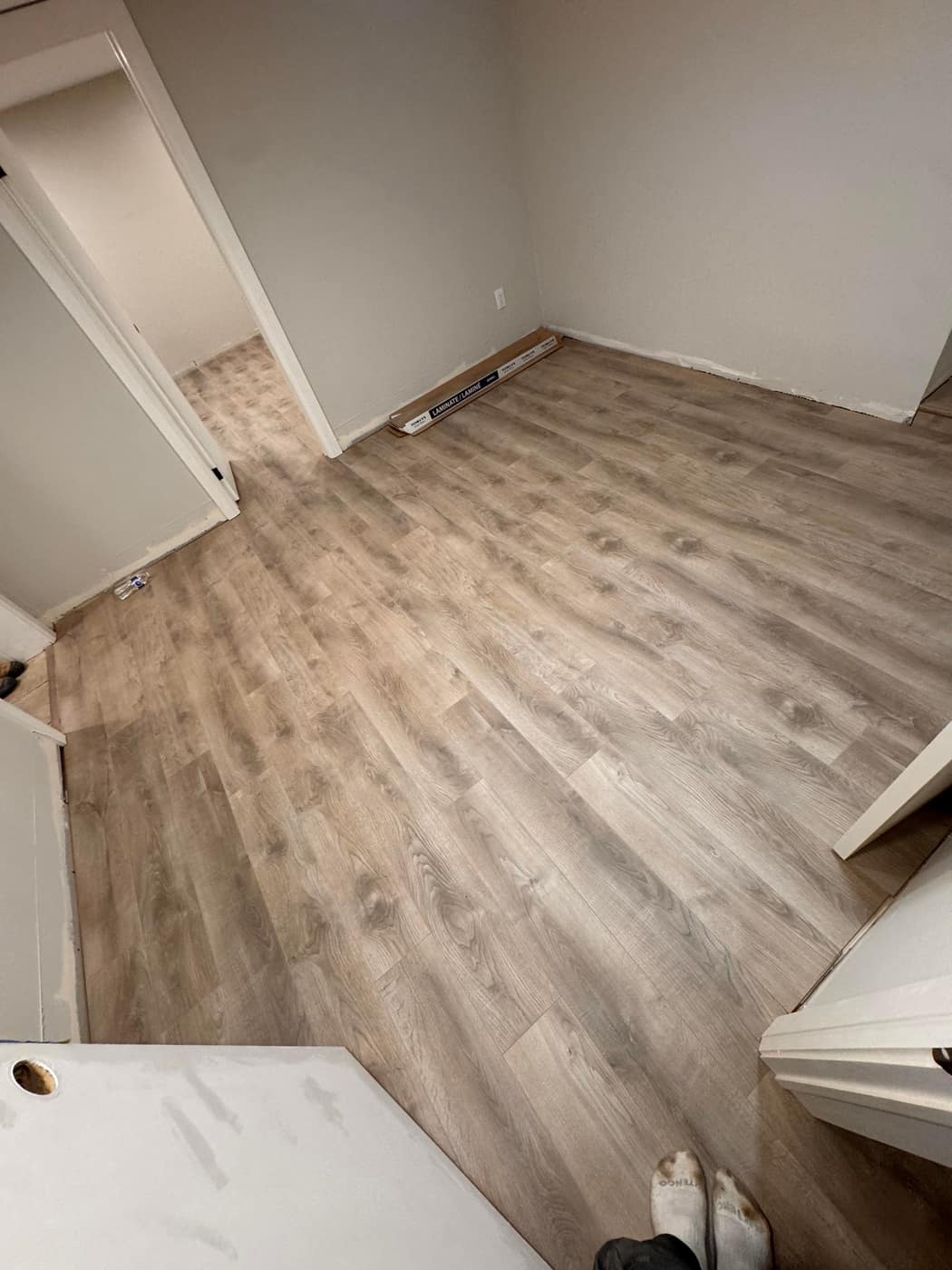 Vinyl / Laminate