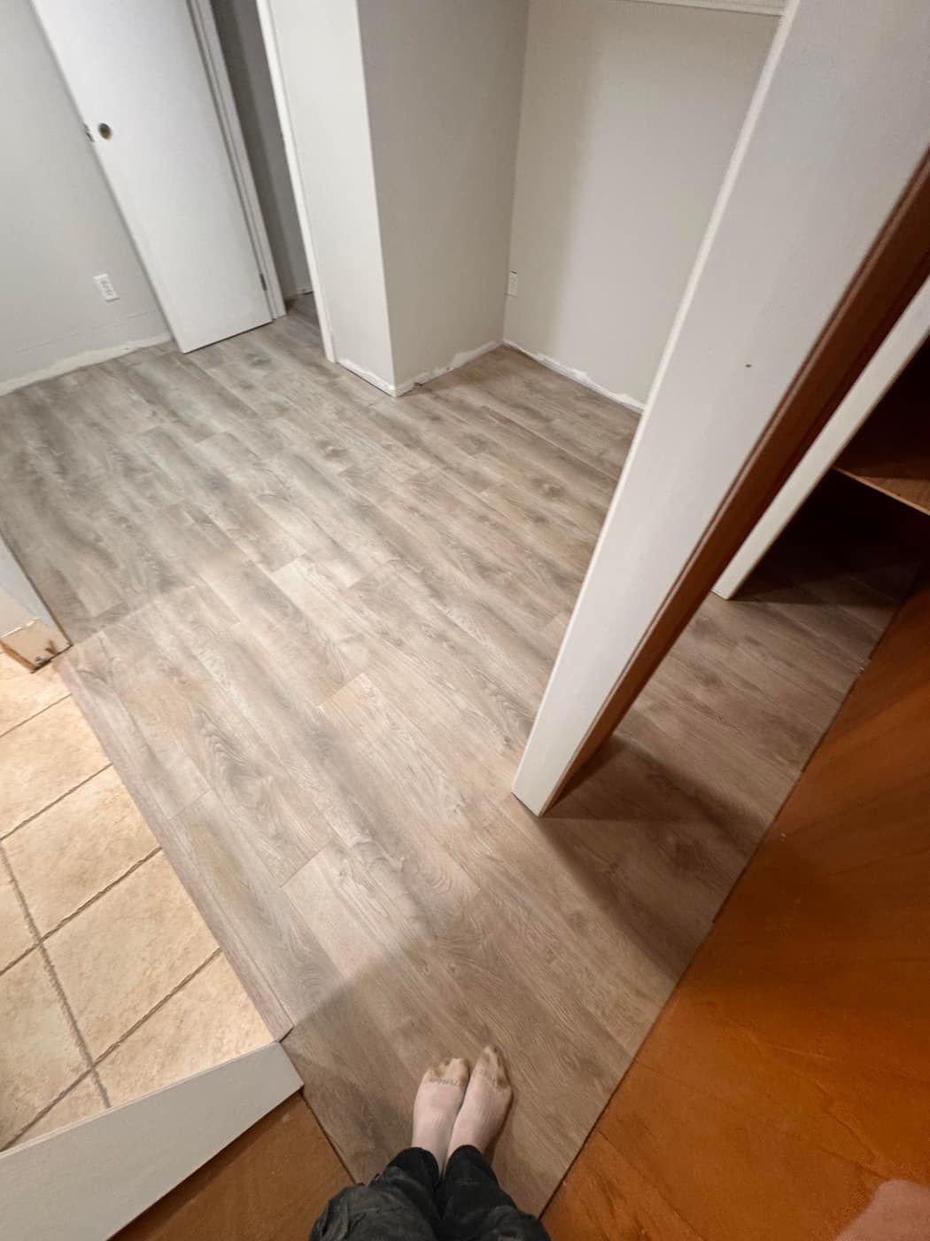 Vinyl / Laminate