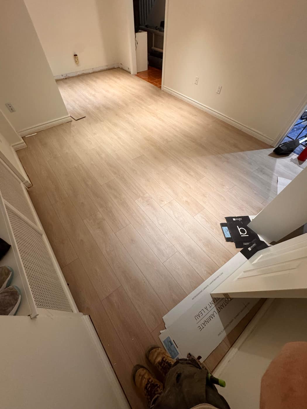 Vinyl / Laminate