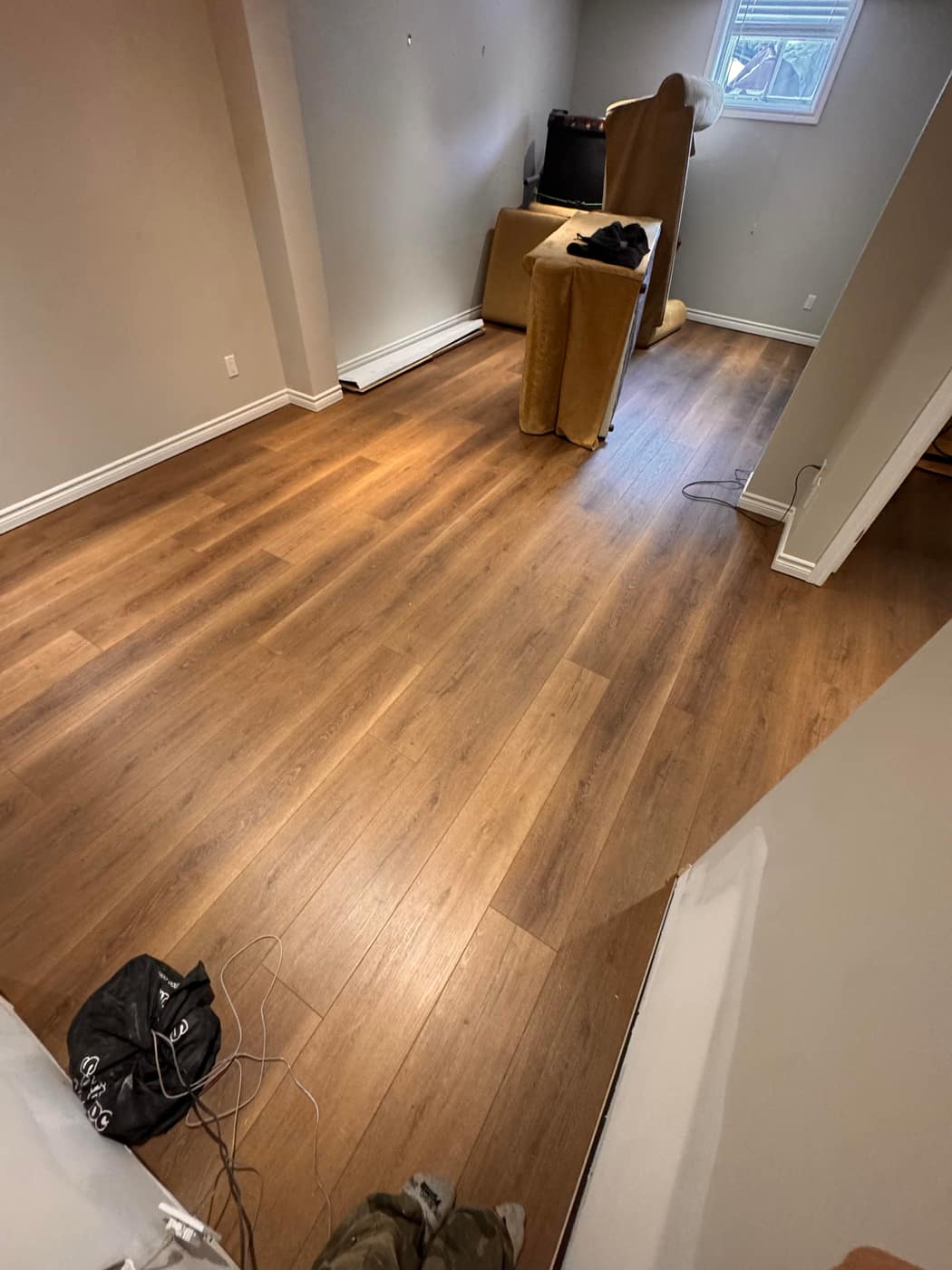Vinyl / Laminate