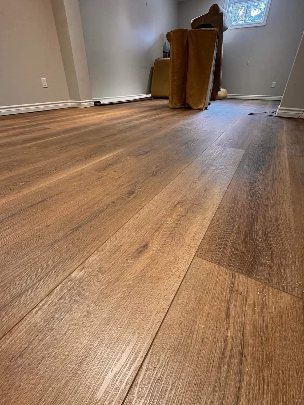 Vinyl / Laminate
