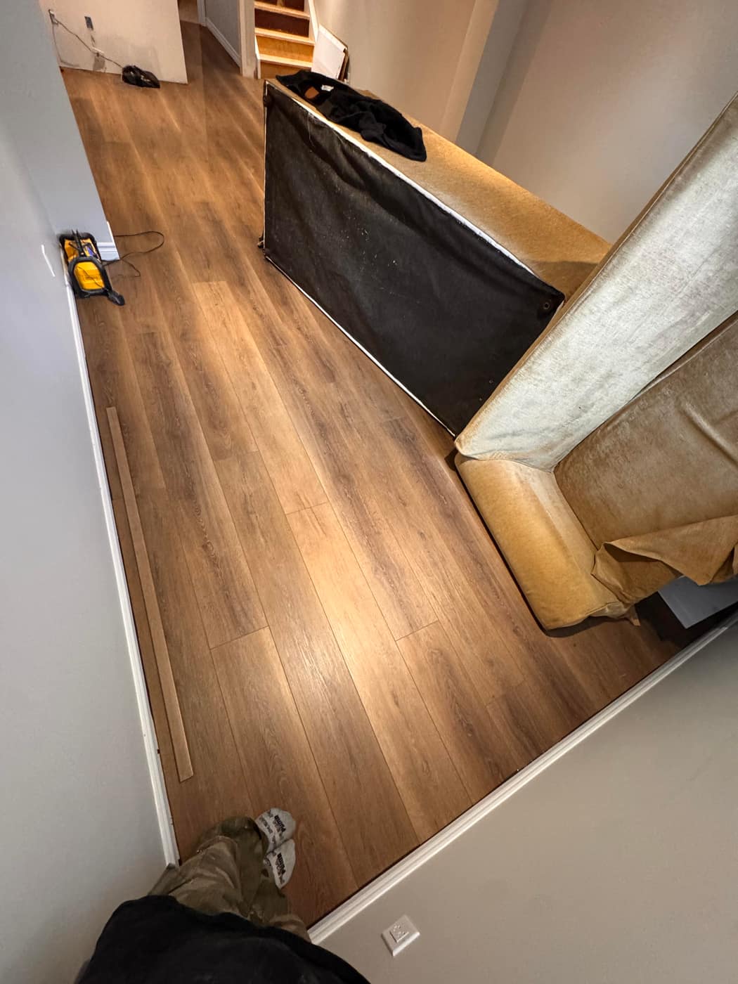 Vinyl / Laminate